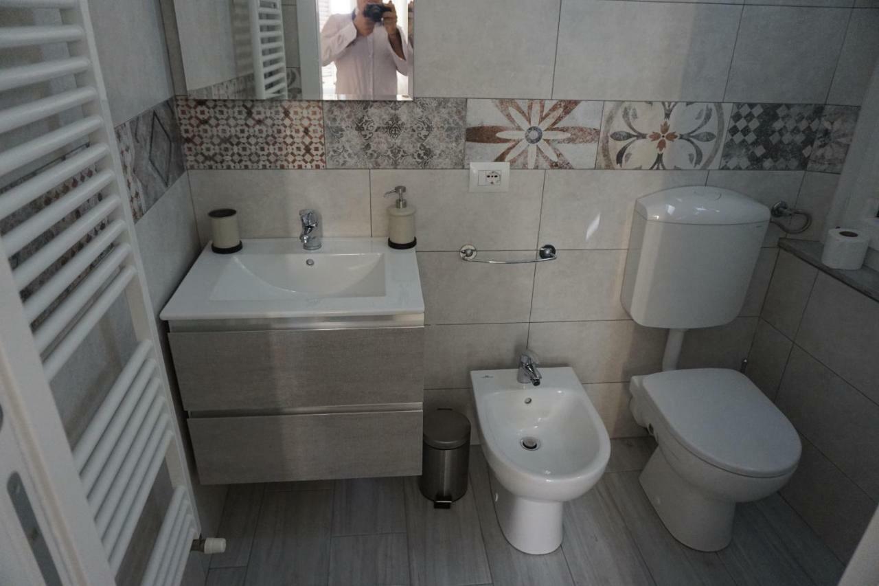 Le Tre Borghesi Hotel ปาร์มา ภายนอก รูปภาพ